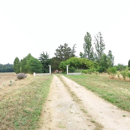 Charmante Dependance En Campagne Samatan Exterior foto