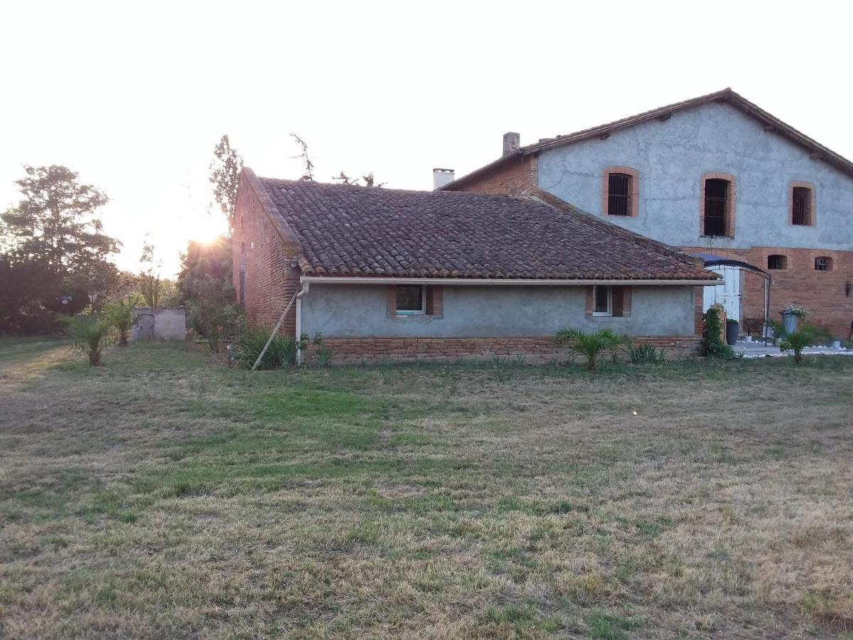 Charmante Dependance En Campagne Samatan Exterior foto